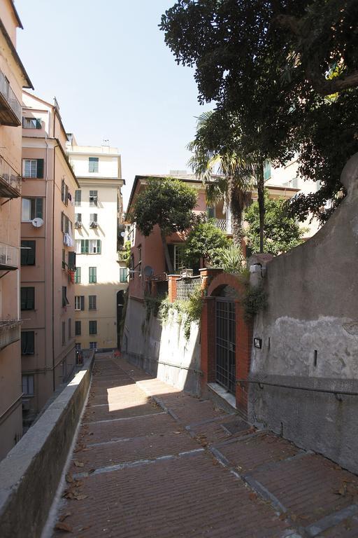 Bed and Breakfast Al Villino Bruzza Генуя Экстерьер фото